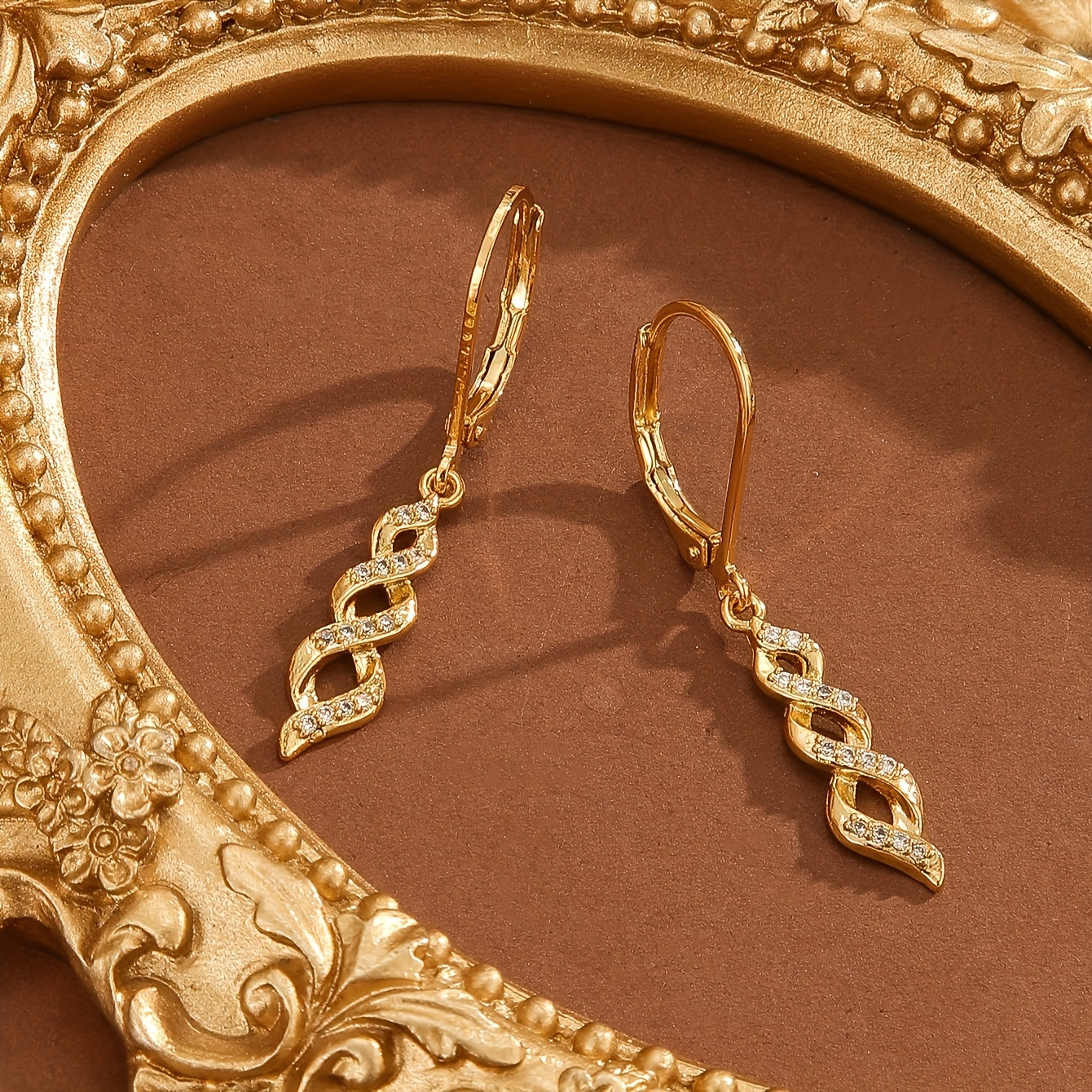 Ava Kolczyki Shimmer Twist | Złoto